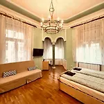 Riverside 아파트